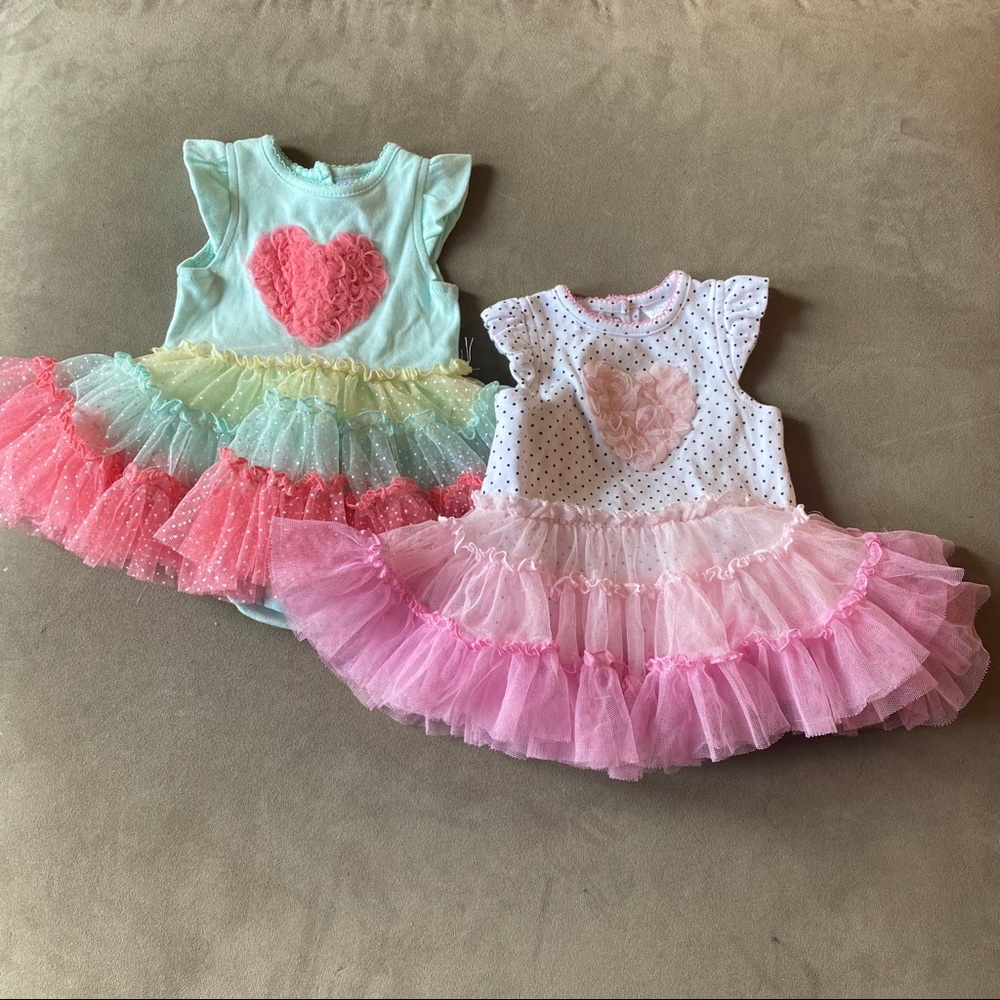 Newborn-3 months Clothing Lot: 13 Onesies, Dresses